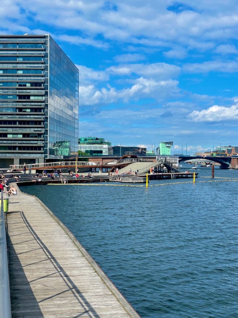 Kalvebod Bølge harbour bath, Copenhagen